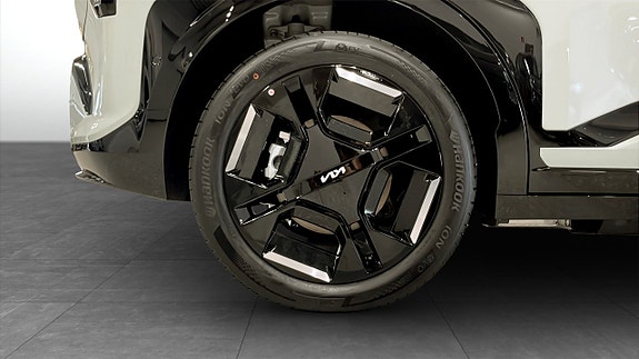 Kia EV3 9 of 13