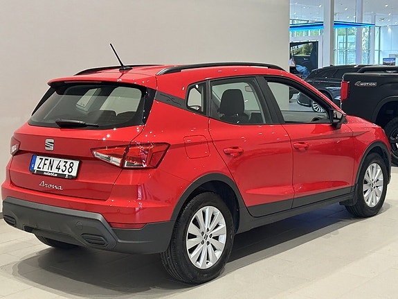 Seat Arona 8 of 20