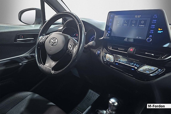 Toyota C-HR 16 of 16