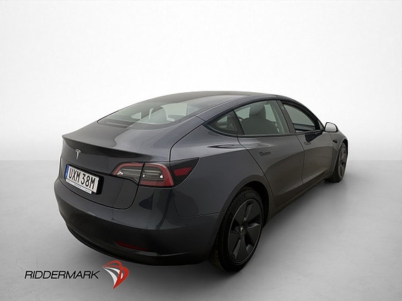Tesla Model 3 9 of 30