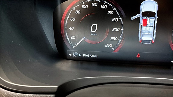 Volvo V90 Cross Country 17 of 26
