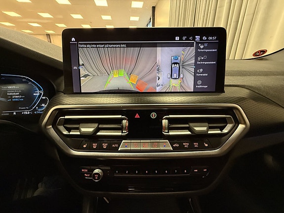 BMW X3 14 of 22