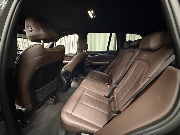 BMW X3 8 of 22