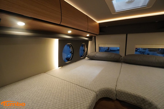 Malibu 640 LE RB GT Skyview - first class two room, Dieselpanna, 4000kg 13 of 20