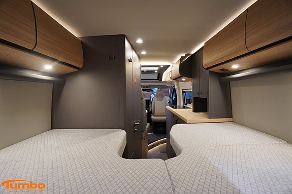 Malibu 640 LE RB GT Skyview - first class two room, Dieselpanna, 4000kg 14 of 20