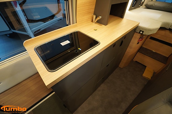 Malibu 640 LE RB GT Skyview - first class two room, Dieselpanna, 4000kg 5 of 20