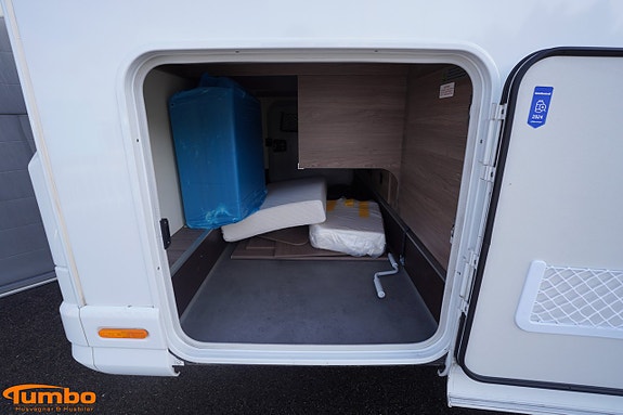 Knaus 700 MEG 16 of 19