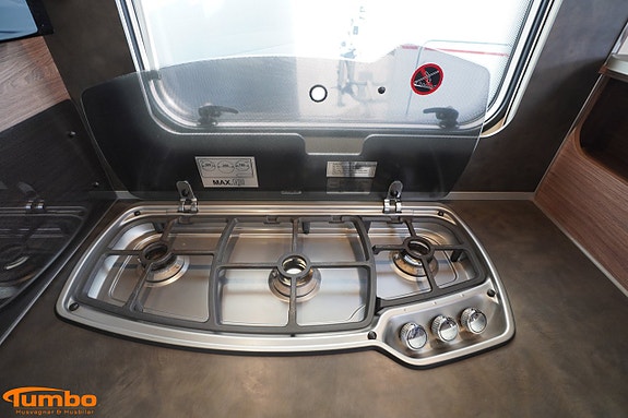 Knaus 700 MEG 8 of 19