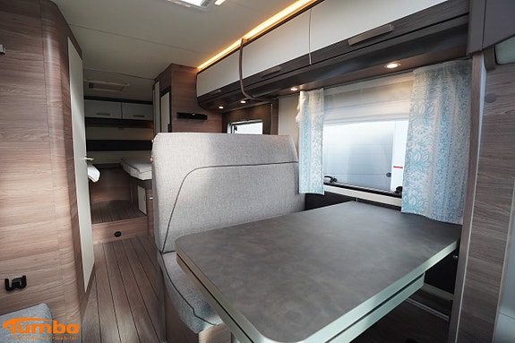 Knaus 700 MEG 3 of 19