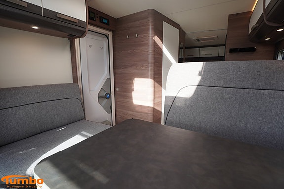 Knaus 700 MEG 4 of 19