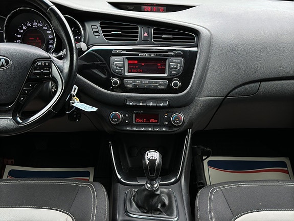Kia Ceed 18 of 26