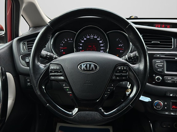 Kia Ceed 15 of 26