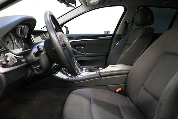 BMW 520d 10 of 13