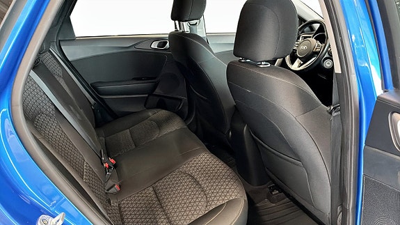 Kia Ceed 5 of 9