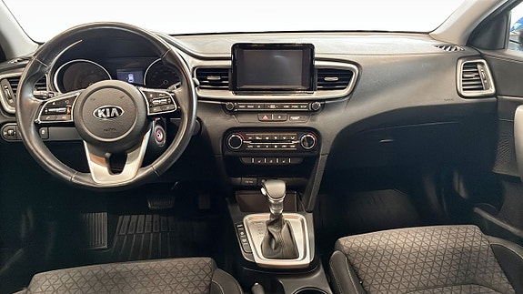 Kia Ceed 4 of 9