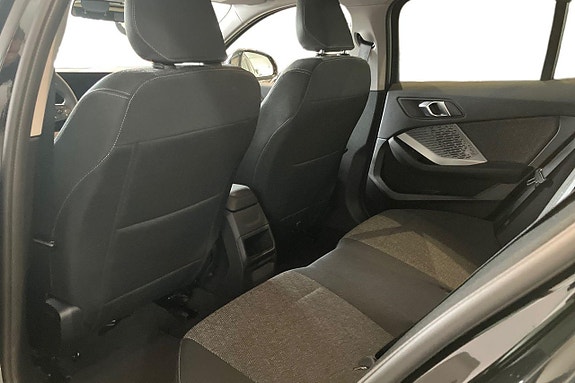 BMW 120 11 of 18