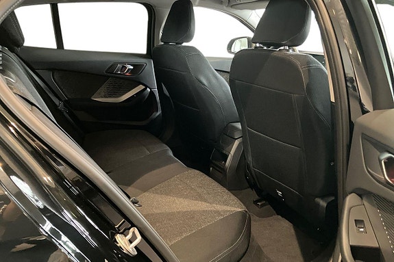 BMW 120 7 of 18