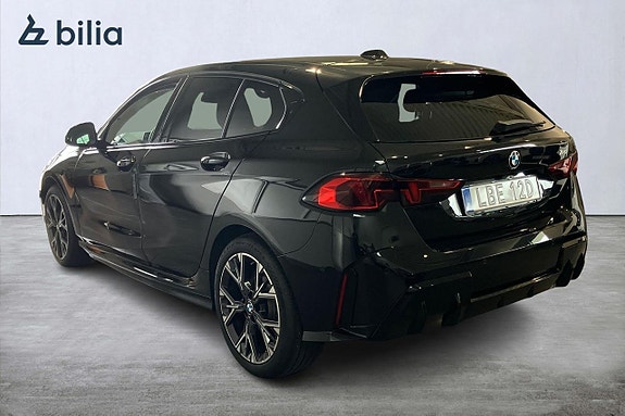 BMW 120 2 of 18