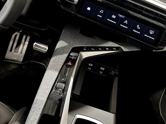 Peugeot 5008 10 of 14