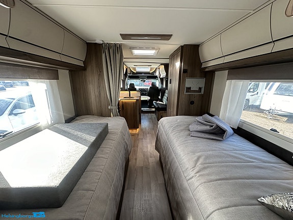 Kabe Travel Master Royal X 880 LT 21 of 21