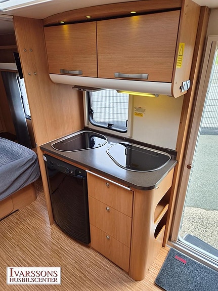 Adria Adora 563 PU / Queensbed / Alde / Förtält / Markis 8 of 17