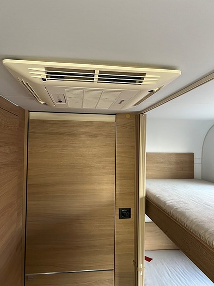 Adria Adora 573 PT barnkammare 10 of 16