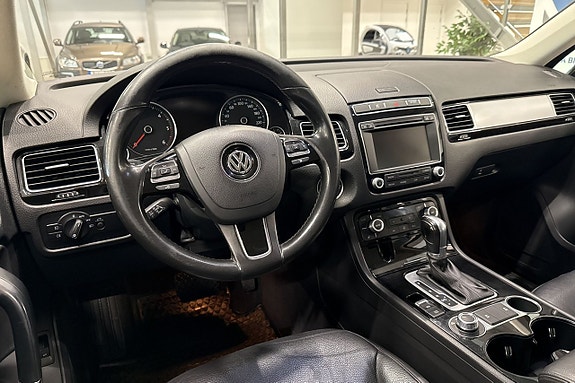 Volkswagen Touareg 9 of 23