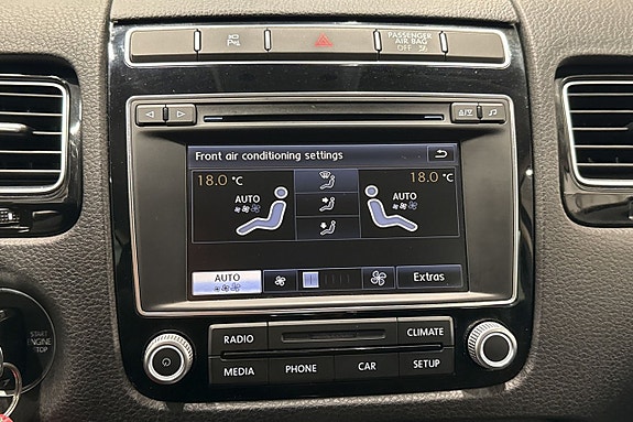 Volkswagen Touareg 15 of 23