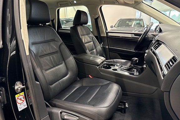 Volkswagen Touareg 19 of 23