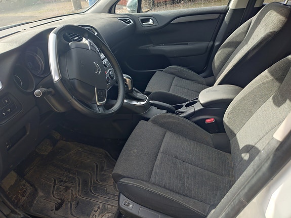 Citroen C4 5 of 6