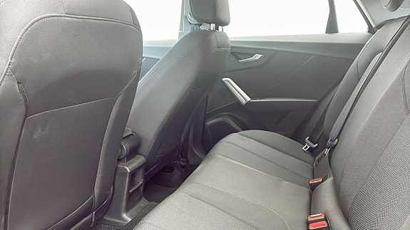 Audi Q2 11 of 12