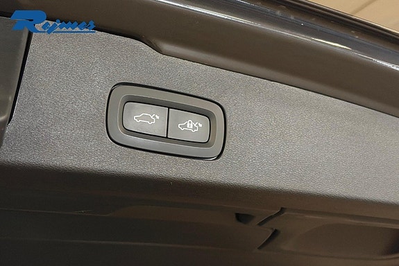 Volvo V60 17 of 17