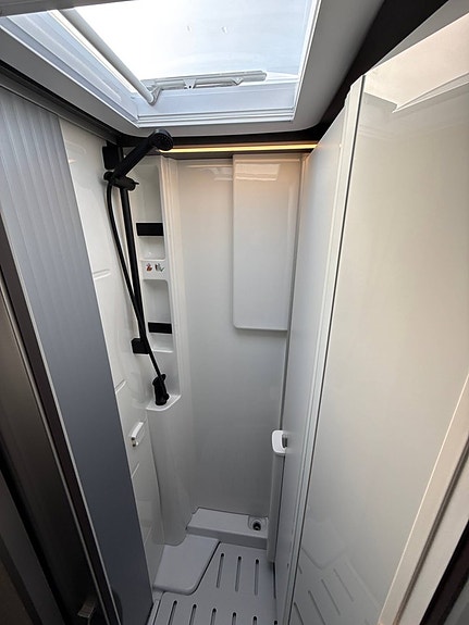 Hymer ML-T 570 Xperience 11 of 11