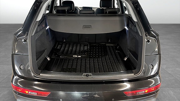 Audi Q5 13 of 18
