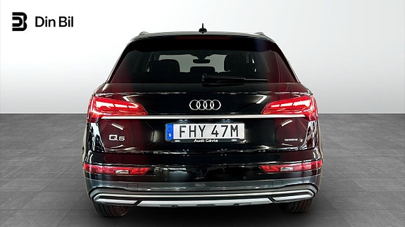 Audi Q5 6 of 18