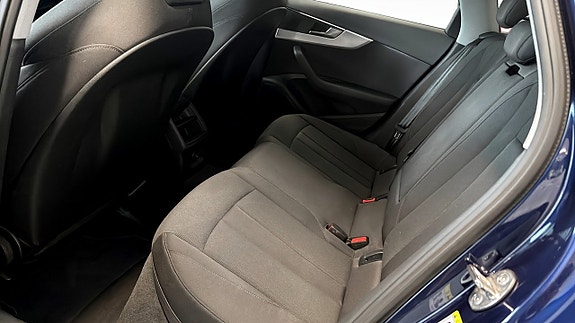 Audi A4 allroad 12 of 16