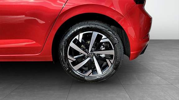 Volkswagen Polo 6 of 12