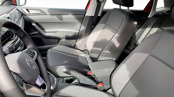 Volkswagen Polo 8 of 12