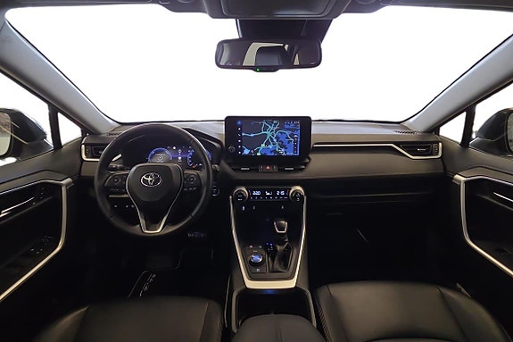 Toyota RAV4 12 of 21