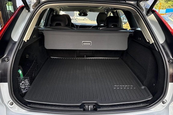 Volvo XC60 12 of 24