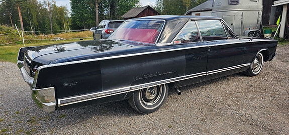 Chrysler Newport 5 of 8