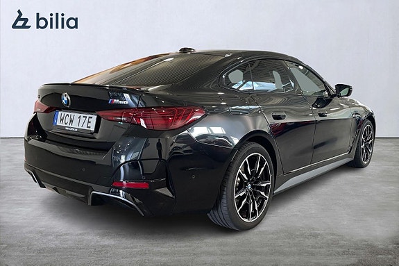 BMW i4 17 of 18