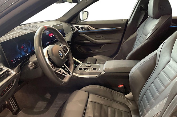 BMW i4 12 of 18