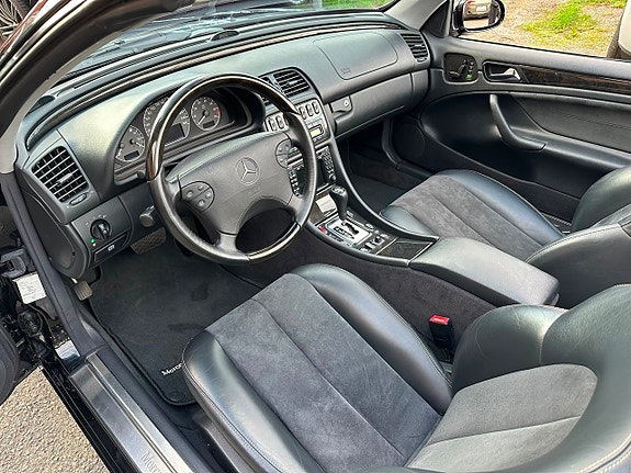 Mercedes-Benz CLK430 19 of 30