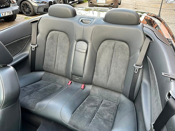 Mercedes-Benz CLK430 18 of 30