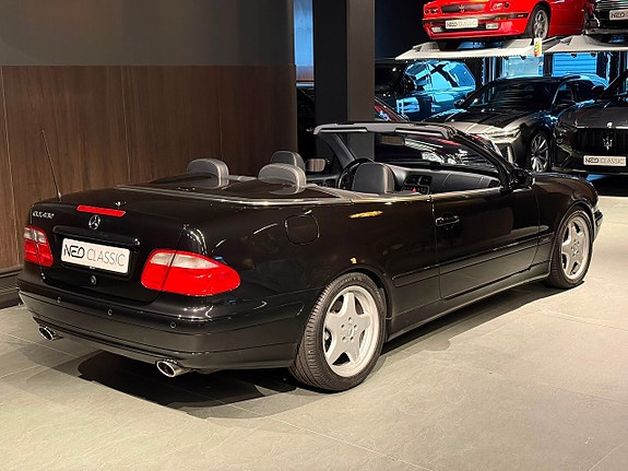 Mercedes-Benz CLK430 6 of 30