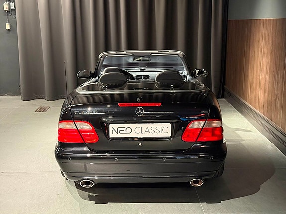 Mercedes-Benz CLK430 7 of 30