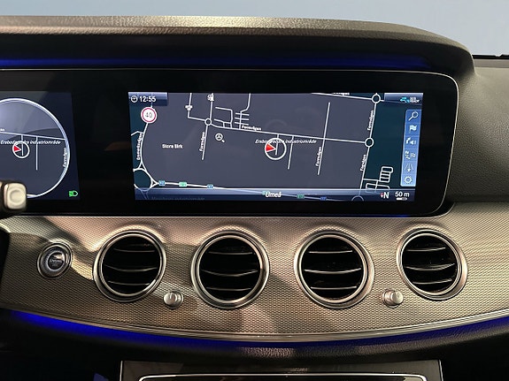 Mercedes-Benz E220 15 of 24