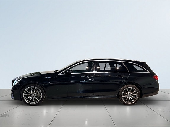Mercedes-Benz E220 4 of 24
