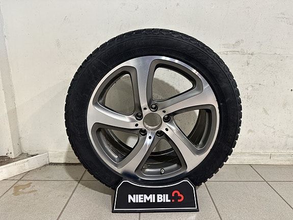Mercedes-Benz E220 18 of 24